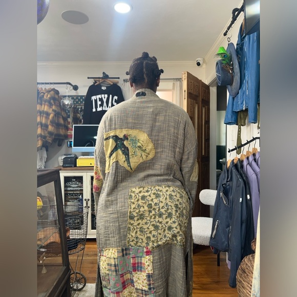 Birds of a Feather Duster - Picture 5 of 5